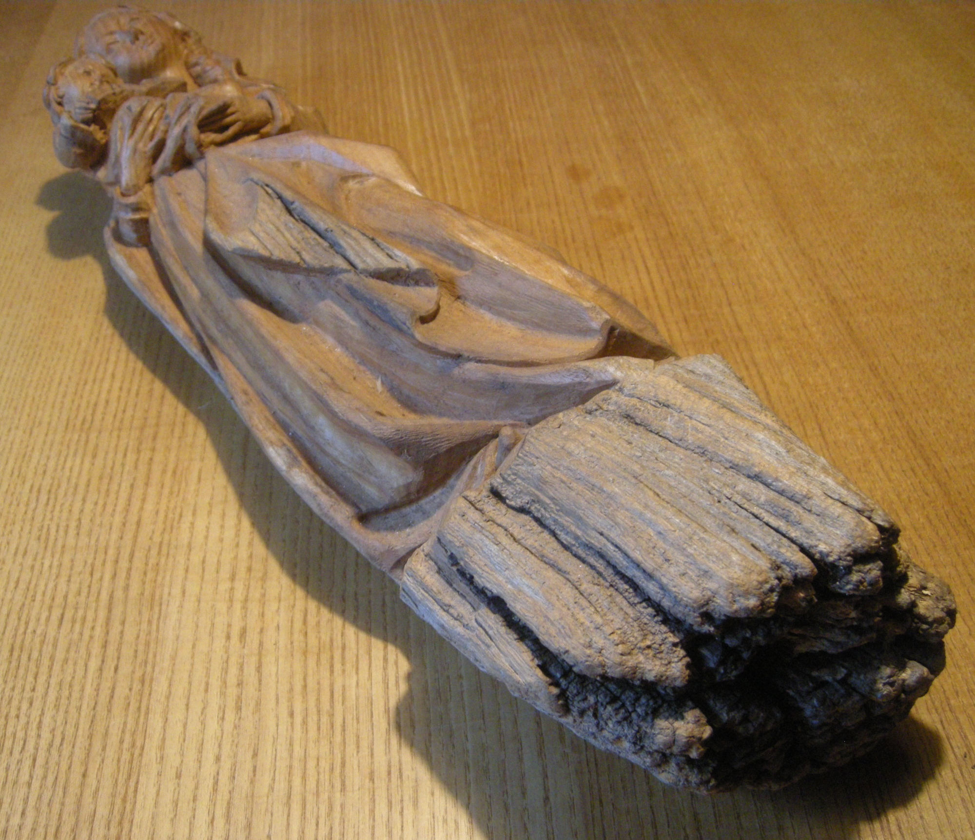 Madonna Mit Kind-von Unten-DSCN1134